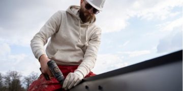 What Trends Are Shaping Commercial Roofing Contractors in Surprise, AZ